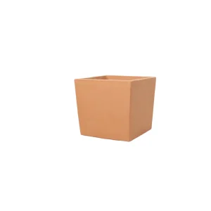 Cuenco cuadrado de cerámica en acabado terracota, disponible en nuestro catálogo.