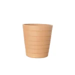 Maceta de terracota grande, perfecto para árboles pequeños o plantas de gran tamaño.